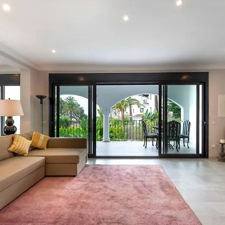 Paloma Apartment
